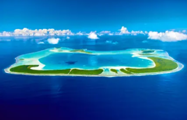 When to visit <i>The Islands of Tahiti</i> ?” width=”375″ height=”240″>    </picture>
                    </a>
    </div>
    <div class=