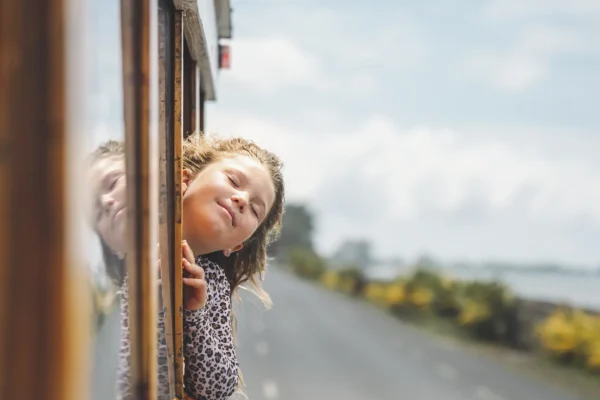 Petite balade en truck traditionnel à Tahiti ©Overpeek Studio