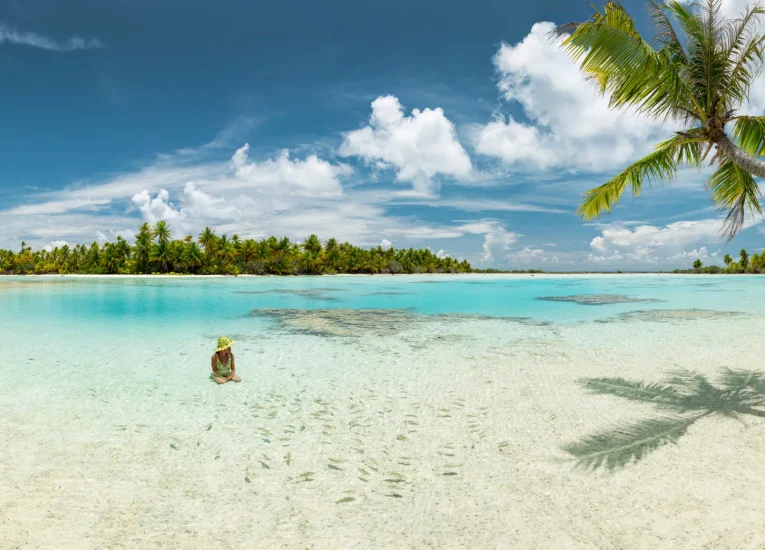 View of a beautiful white sand beach on Fakarava©_Grégoire Le Bacon