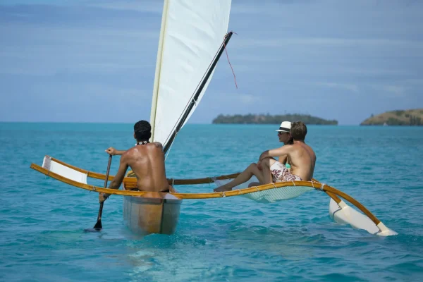 Pirogue tour in Bora Bora © Tahiti Tourisme