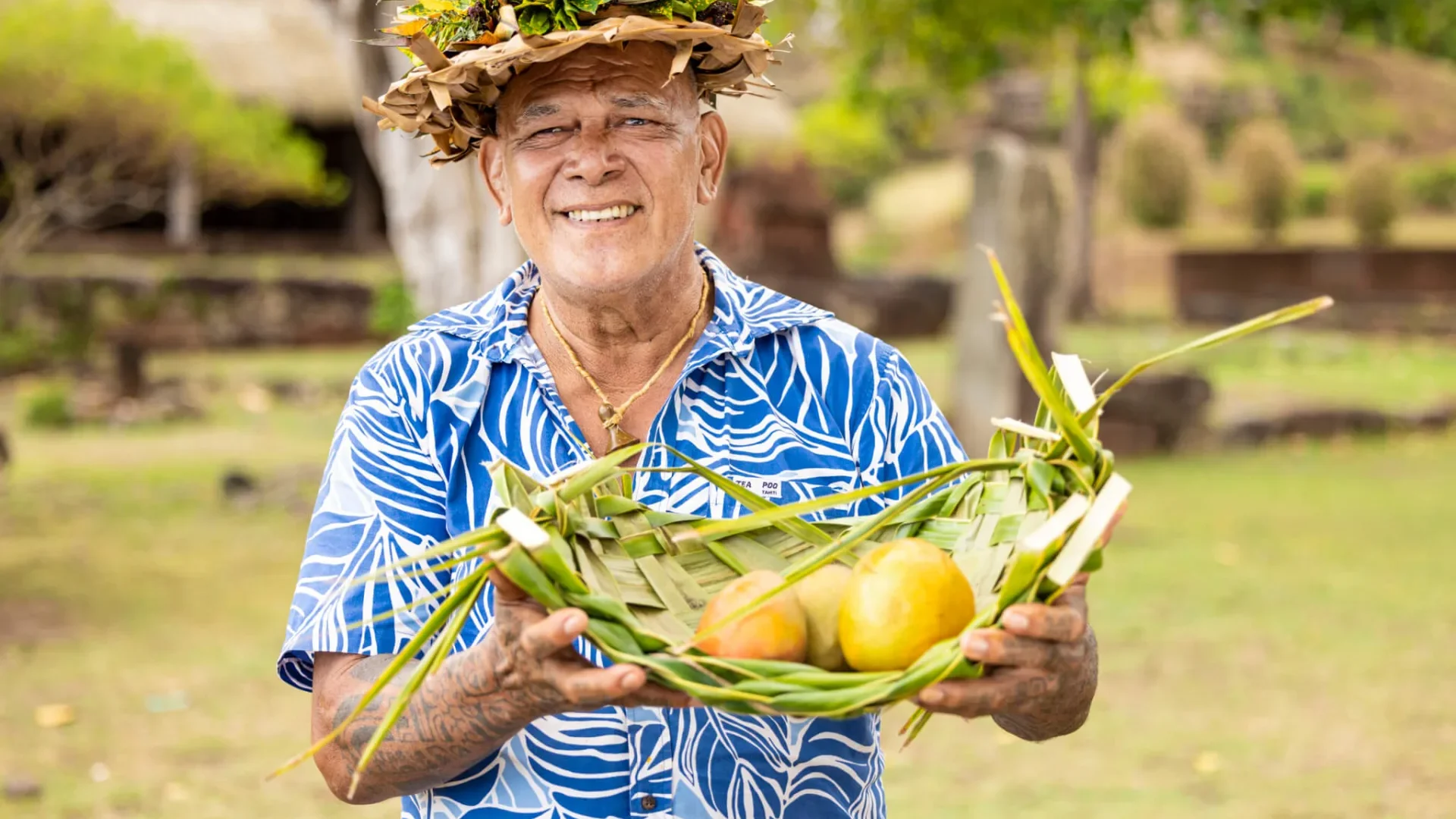 Meet the locals in Nuku Hiva © Grégoire Le Bacon