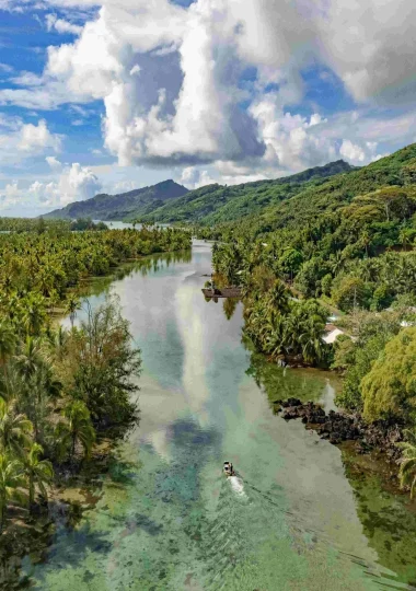 Aerial view of Huahine©_Grégoire Le Bacon