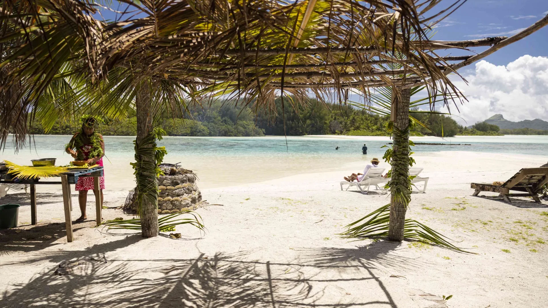Traditional hut in the Austral Islands © Grégoire Le Bacon