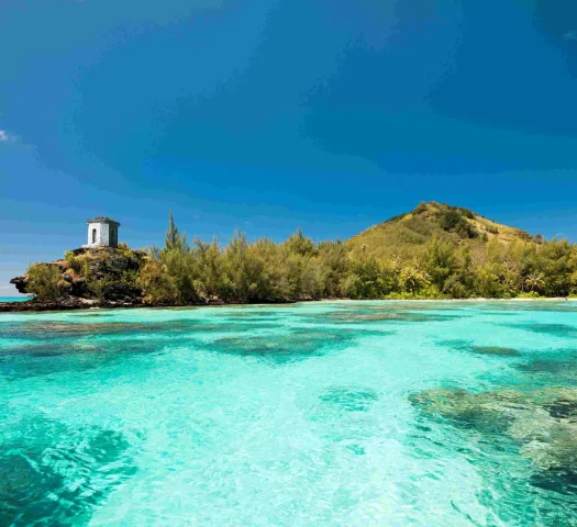 Aukena island in the Gambier Islands © Philippe Bacchet